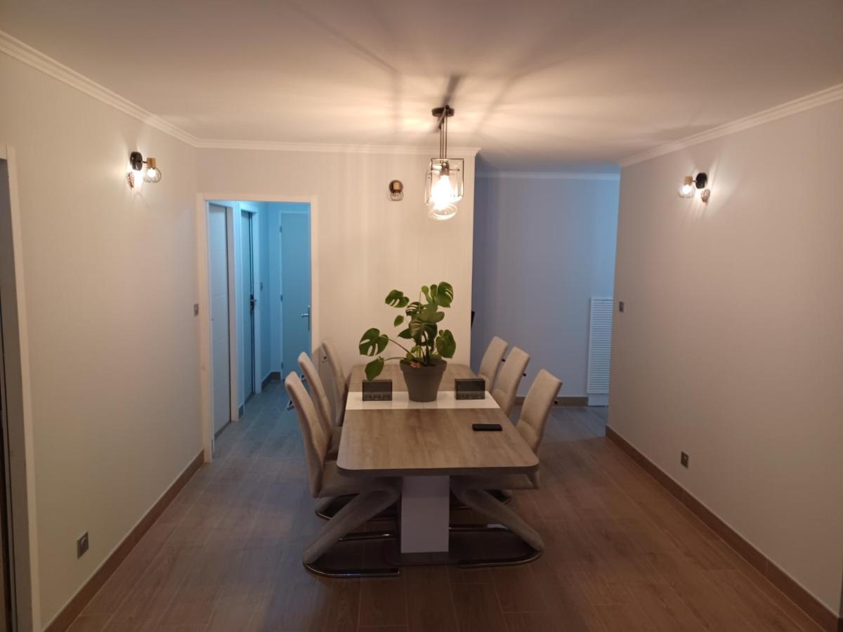 Chambre Privee/Climatisee+Tv /Petit Dejeuner Inclu/Tout Confort Νεβέρ Εξωτερικό φωτογραφία